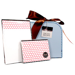 red polka dots suitcase set